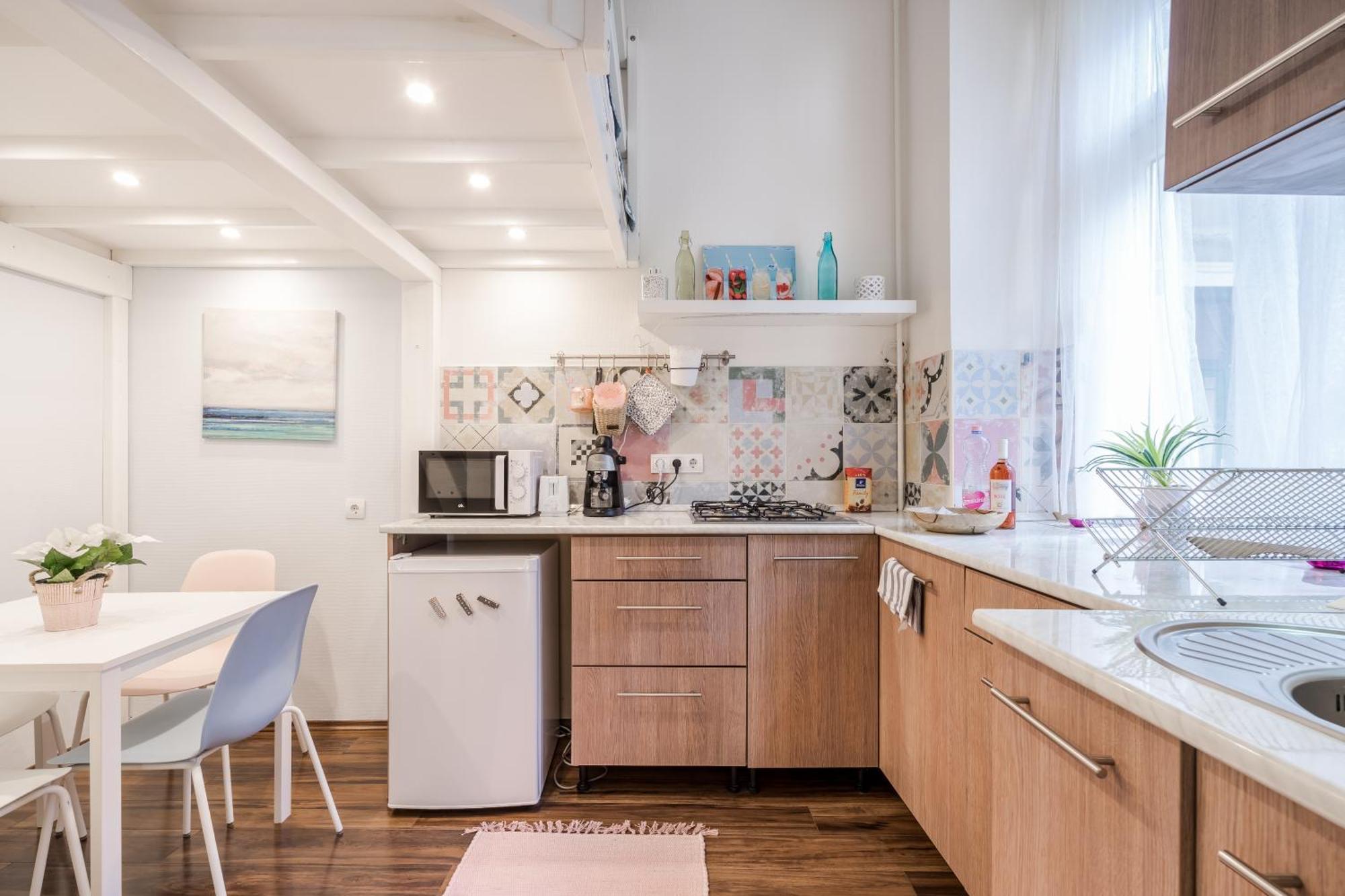 Bpr Stylish Mosaic Home With Terrace 부다페스트 외부 사진